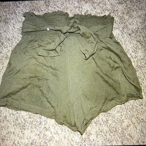 women Size small- green shorts by Abercrombie & Fith